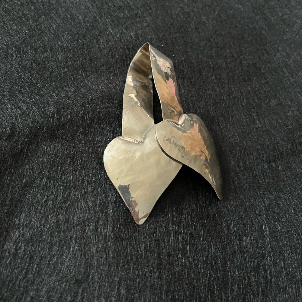 Vintage Artisan Silver Heart-Shaped Brooch Scarf Clip Signed